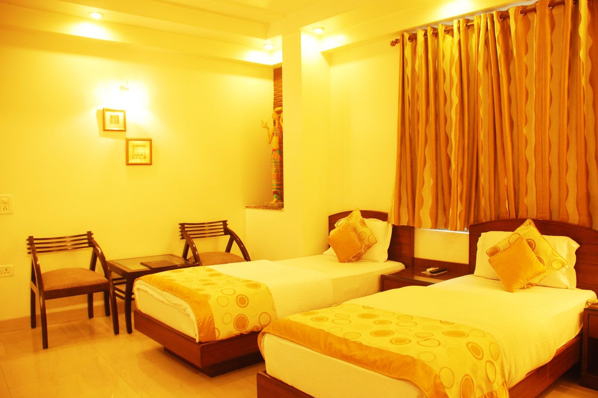 Hotel Shipra International Nuova Delhi Esterno foto