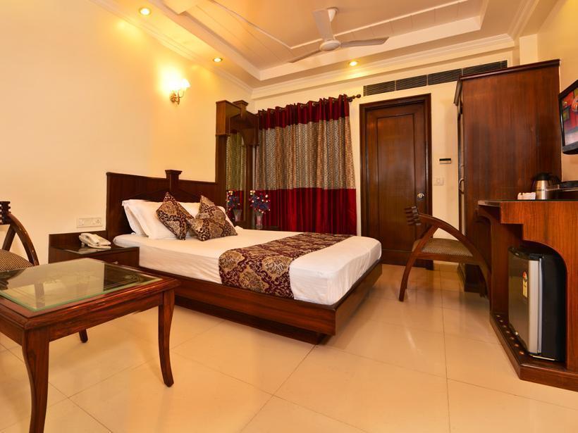 Hotel Shipra International Nuova Delhi Esterno foto