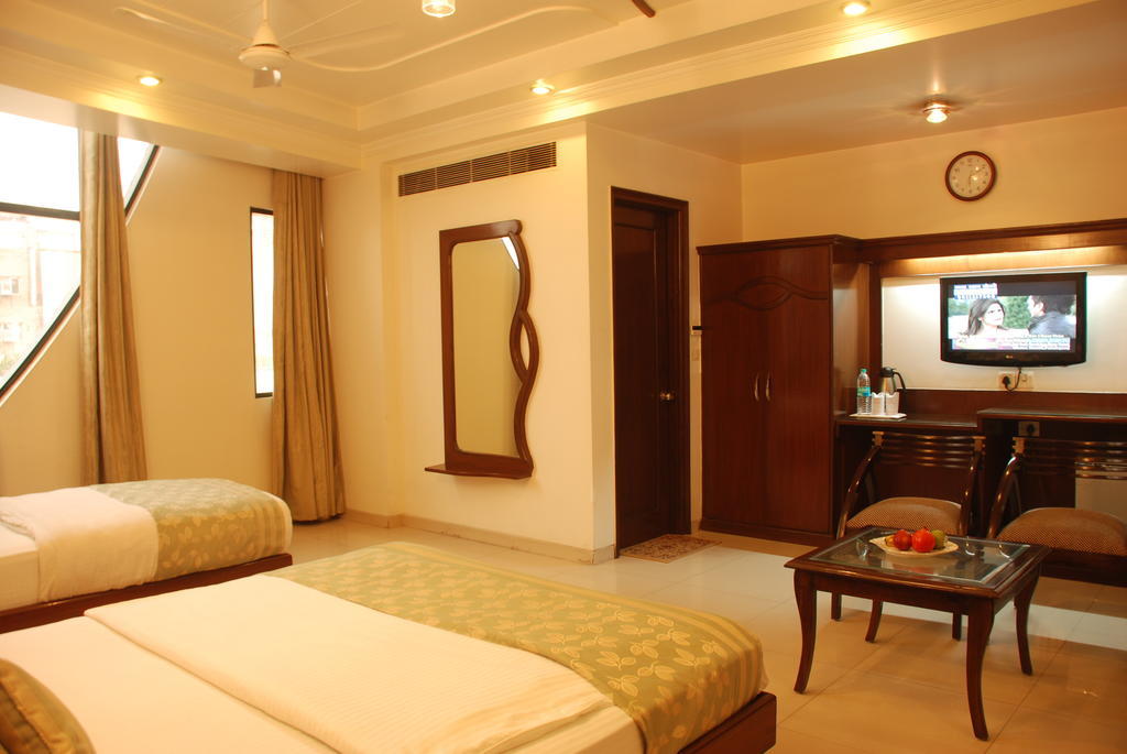 Hotel Shipra International Nuova Delhi Esterno foto